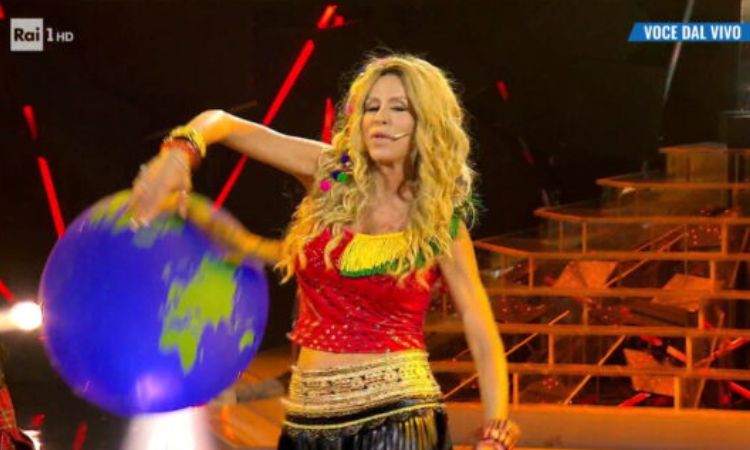 Valerina Marini stroncata Malgioglio Shakira 