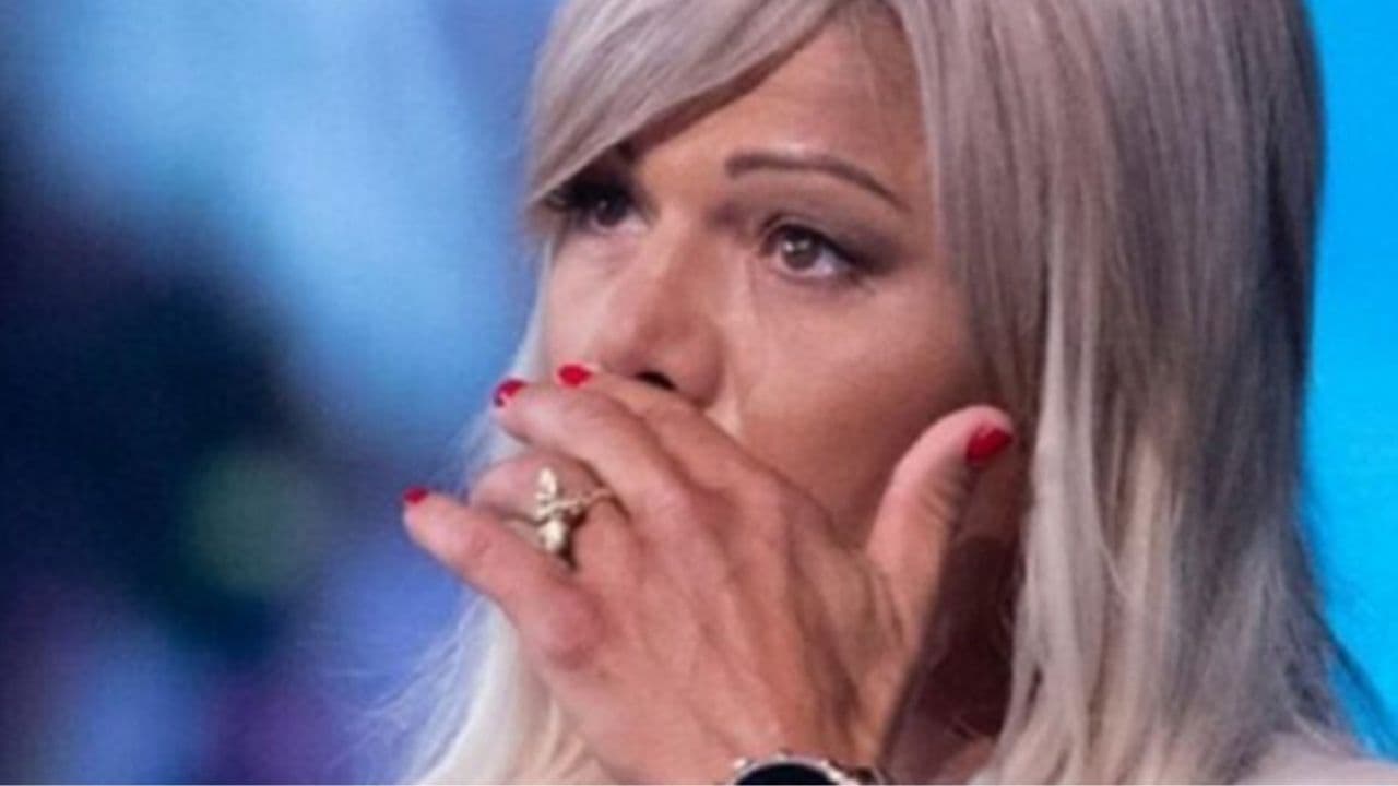Floriana Secondi distrutta in diretta dalla madre