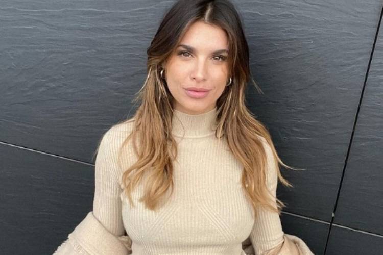 Elisabetta Canalis lo scatto non lascia dubbi