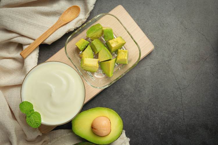 Avocado e Yogurt per i tuoi capelli