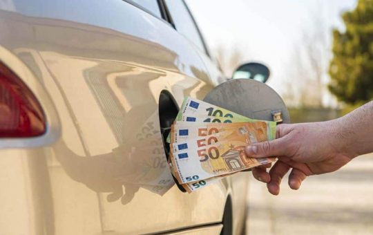 Bonus Benzina 200 euro