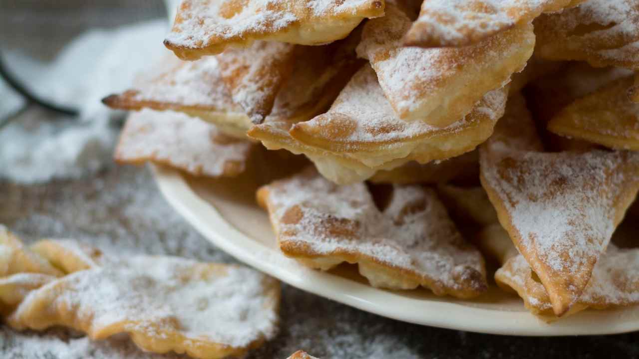 Chiacchiere o frappe di Carnevale