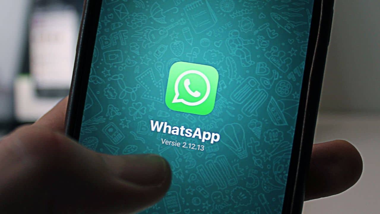 WhatsApp truffa privacy