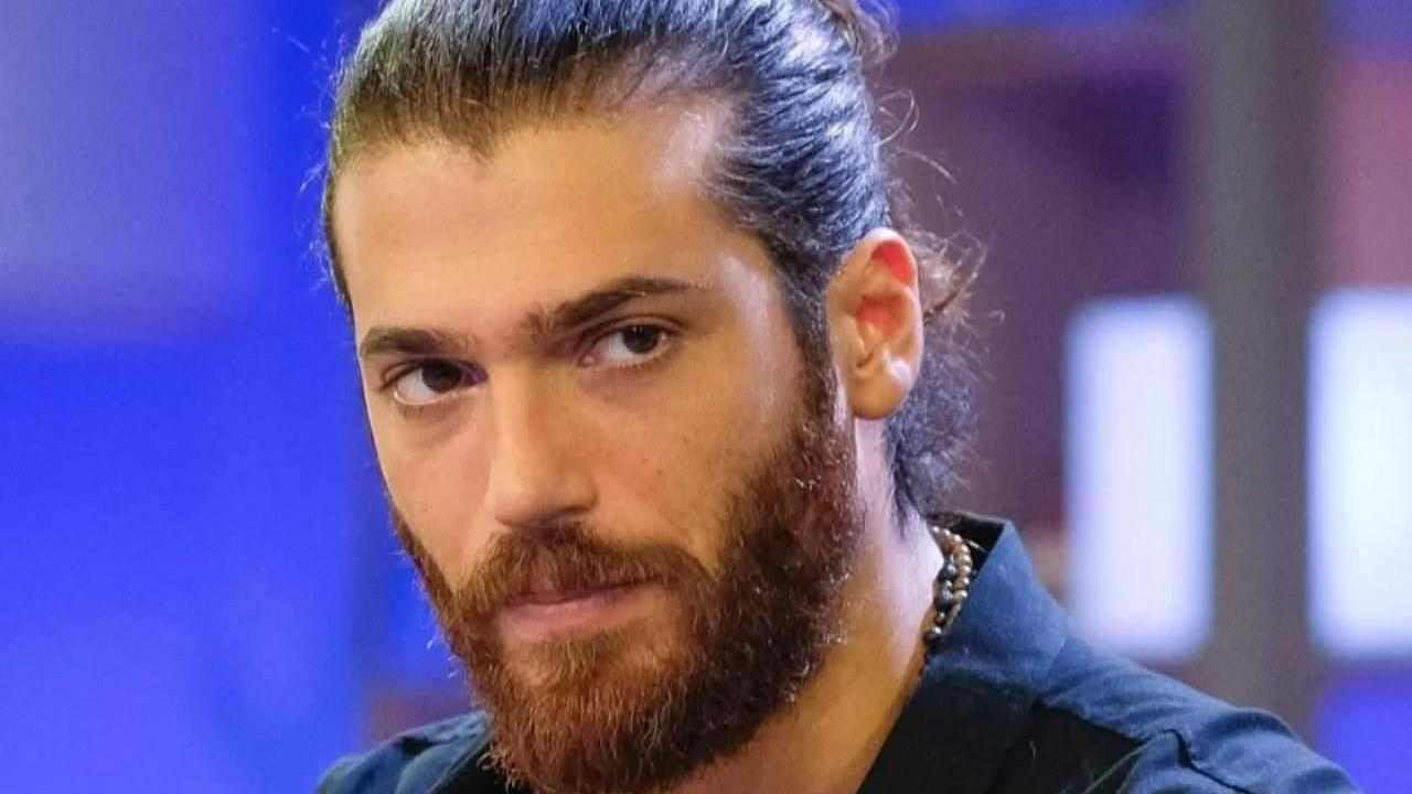 Can Yaman si sente solo