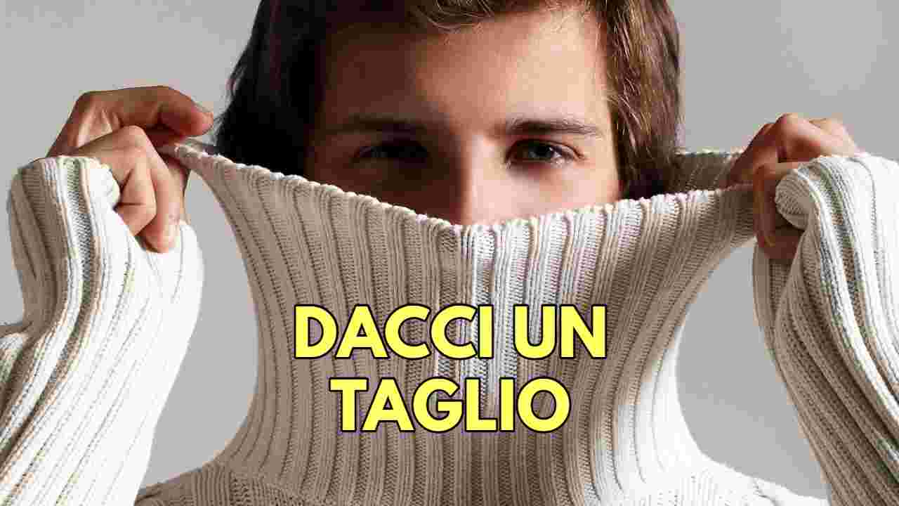 Tagliare maglia collo alto